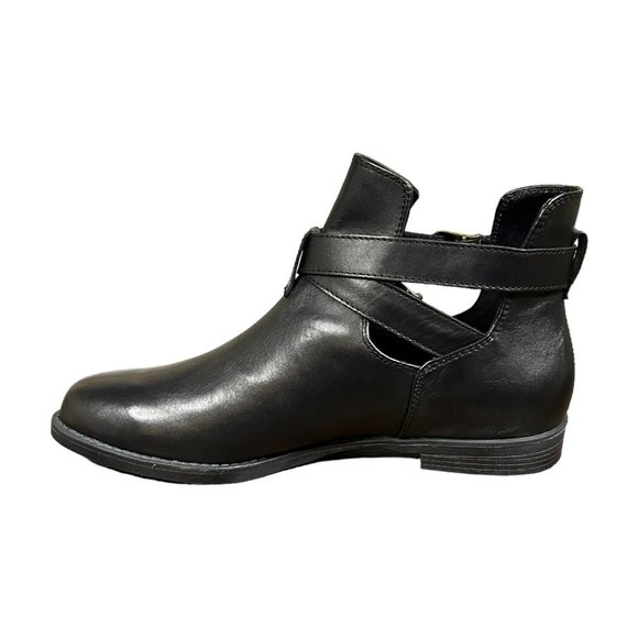 Wild Diva Women Bella Vita RAINE Womens 9 Ankle Bootie Black Leather Shoe Strappy Buckle NEW